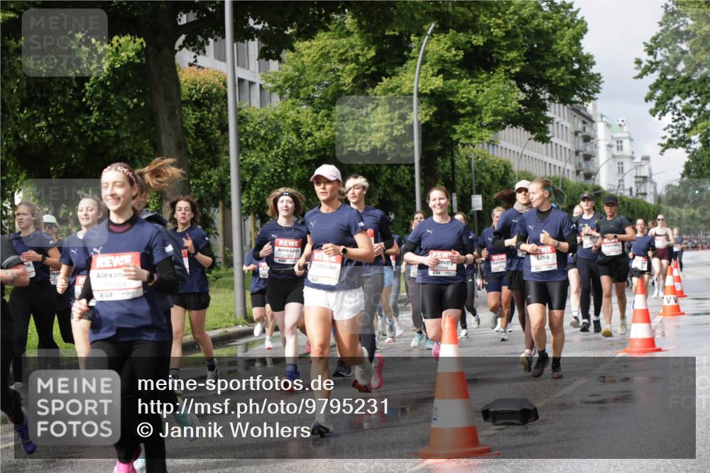 14.06.2026 - REWE Women's Run Jannik Wohlers http://msf.ph/oto/9795231 14.06.2026 09:09:24 Laufen 11369, 57, 4011, 11312 meine-sportfotos.de