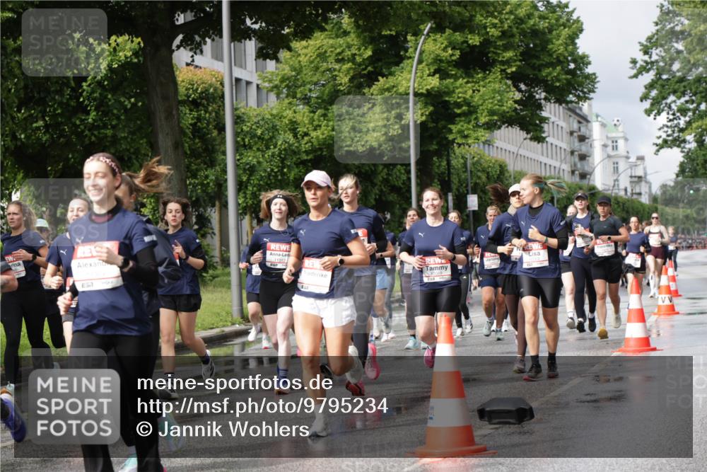 14.06.2026 - REWE Women's Run Jannik Wohlers http://msf.ph/oto/9795234 14.06.2026 09:09:24 Laufen 11312, 57, 57 meine-sportfotos.de