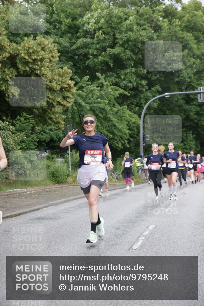 14.06.2026 - REWE Women's Run Jannik Wohlers http://msf.ph/oto/9795248 14.06.2026 09:56:08 Laufen 11324, 7 meine-sportfotos.de