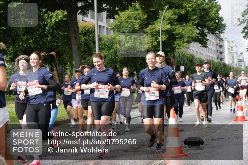 14.06.2026 - REWE Women's Run Jannik Wohlers http://msf.ph/oto/9795266 14.06.2026 09:09:26 Laufen 112, 10931, 10069, 657, 10063, 57 meine-sportfotos.de