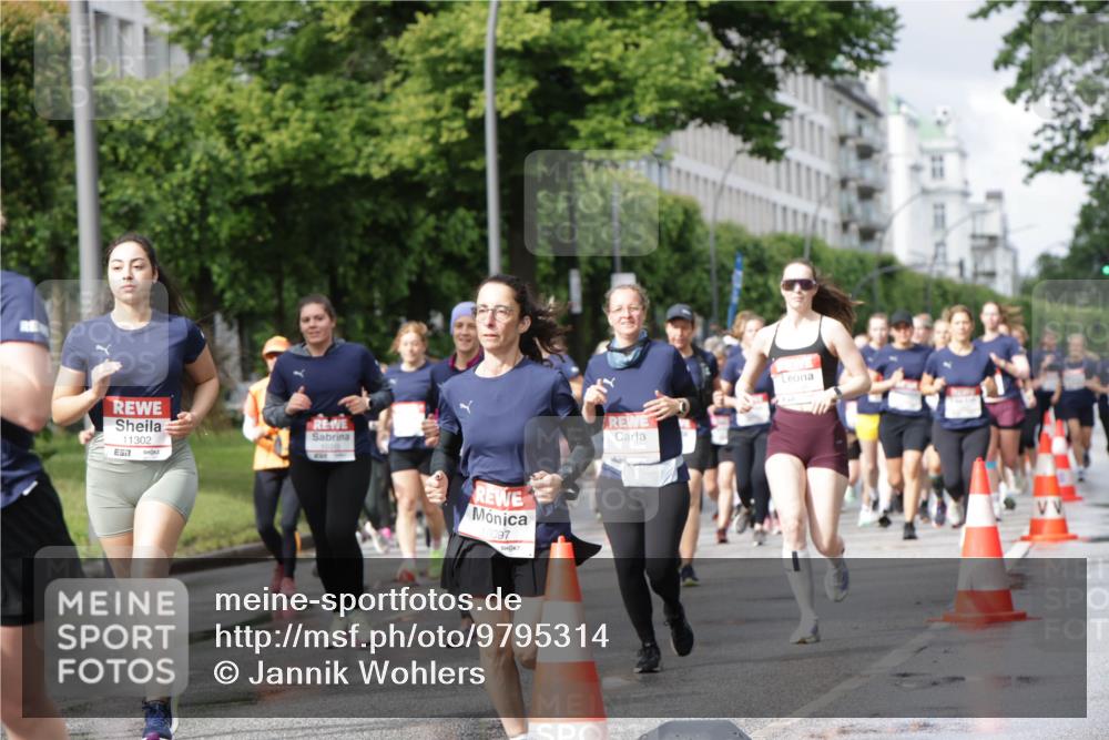 14.06.2026 - REWE Women's Run Jannik Wohlers http://msf.ph/oto/9795314 14.06.2026 09:09:31 Laufen 11302, 7, 0097 meine-sportfotos.de