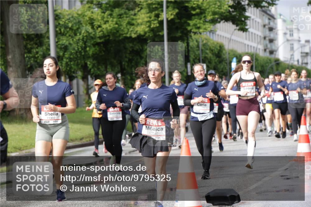 14.06.2026 - REWE Women's Run Jannik Wohlers http://msf.ph/oto/9795325 14.06.2026 09:09:31 Laufen 11302, 10097 meine-sportfotos.de