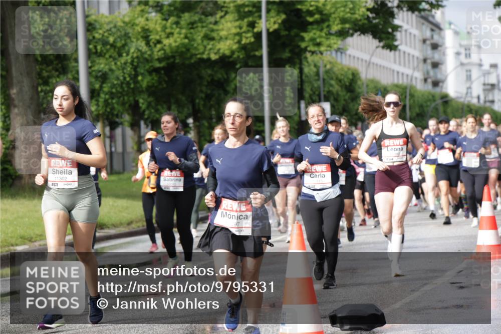 14.06.2026 - REWE Women's Run Jannik Wohlers http://msf.ph/oto/9795331 14.06.2026 09:09:31 Laufen 11302, 7, 97 meine-sportfotos.de