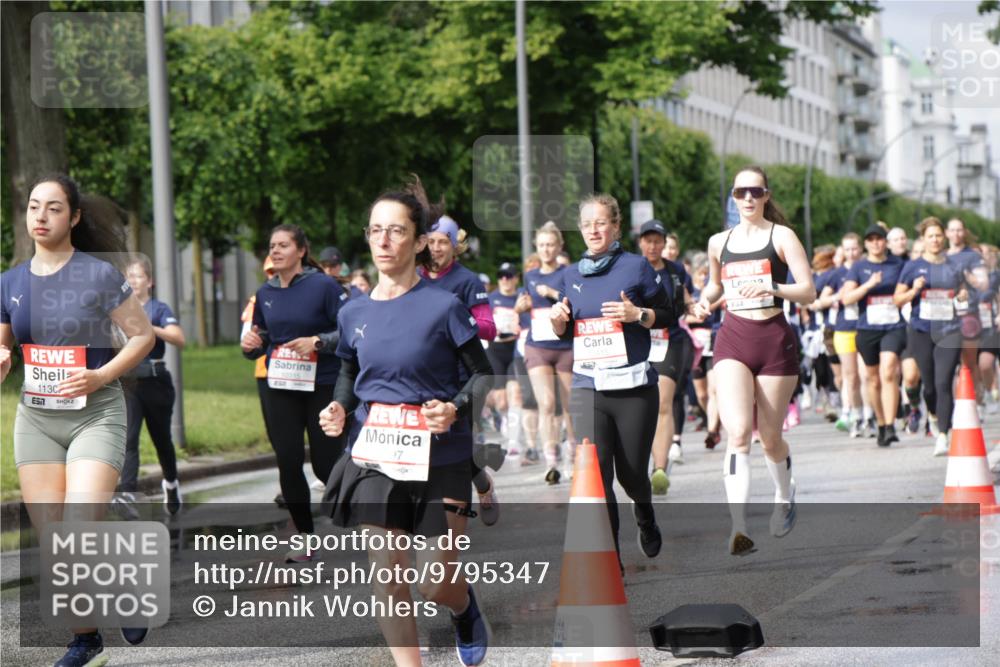 14.06.2026 - REWE Women's Run Jannik Wohlers http://msf.ph/oto/9795347 14.06.2026 09:09:31 Laufen 113, 10315, 97 meine-sportfotos.de
