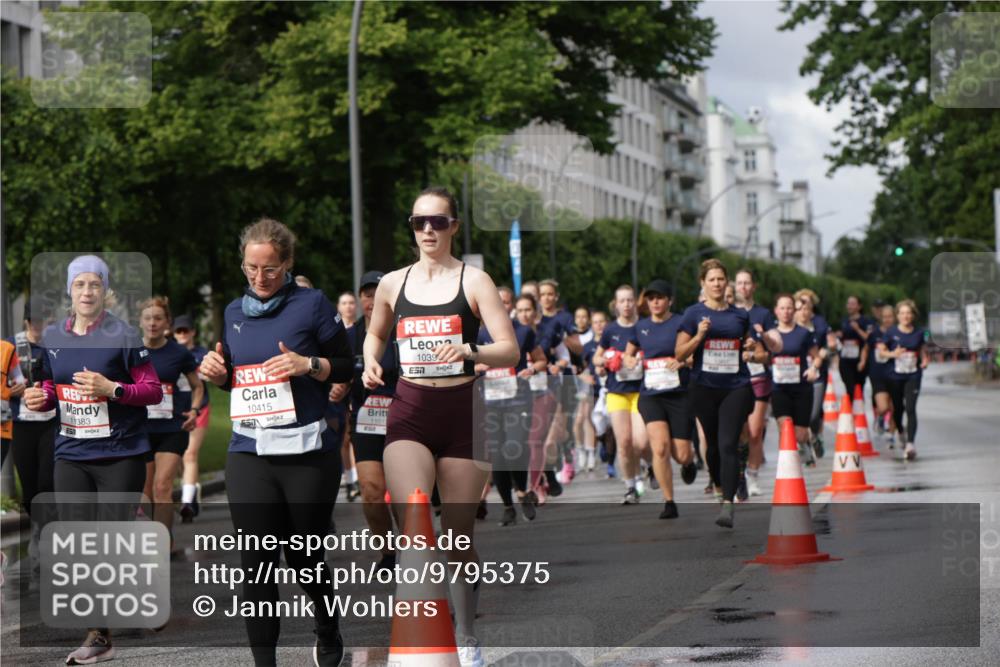 14.06.2026 - REWE Women's Run Jannik Wohlers http://msf.ph/oto/9795375 14.06.2026 09:09:32 Laufen 1039, 11383, 10415, 557 meine-sportfotos.de