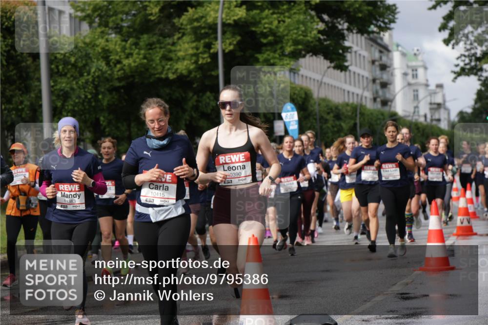 14.06.2026 - REWE Women's Run Jannik Wohlers http://msf.ph/oto/9795386 14.06.2026 09:09:33 Laufen 11383, 10415, 57, 0390, 6, 00 meine-sportfotos.de