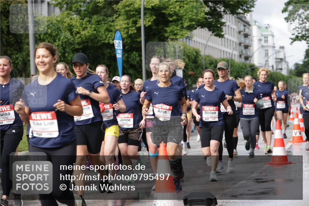 14.06.2026 - REWE Women's Run Jannik Wohlers http://msf.ph/oto/9795497 14.06.2026 09:09:38 Laufen 0, 11436, 10451, 657, 54, 0280, 10065, 10291, 11304 meine-sportfotos.de