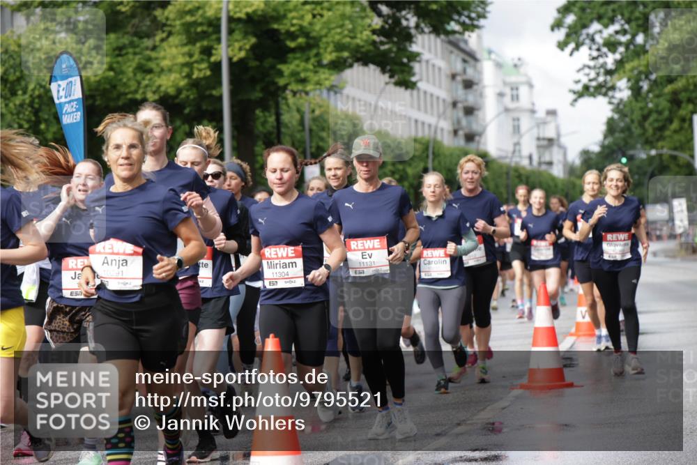 14.06.2026 - REWE Women's Run Jannik Wohlers http://msf.ph/oto/9795521 14.06.2026 09:09:39 Laufen 6, 00, 10291, 8881, 11304, 57, 11131, 7, 1912 meine-sportfotos.de