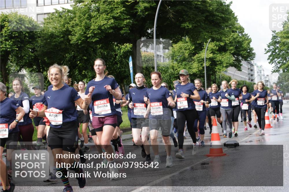 14.06.2026 - REWE Women's Run Jannik Wohlers http://msf.ph/oto/9795542 14.06.2026 09:09:41 Laufen 177, 10, 10291, 10279, 10070, 11304, 11131 meine-sportfotos.de
