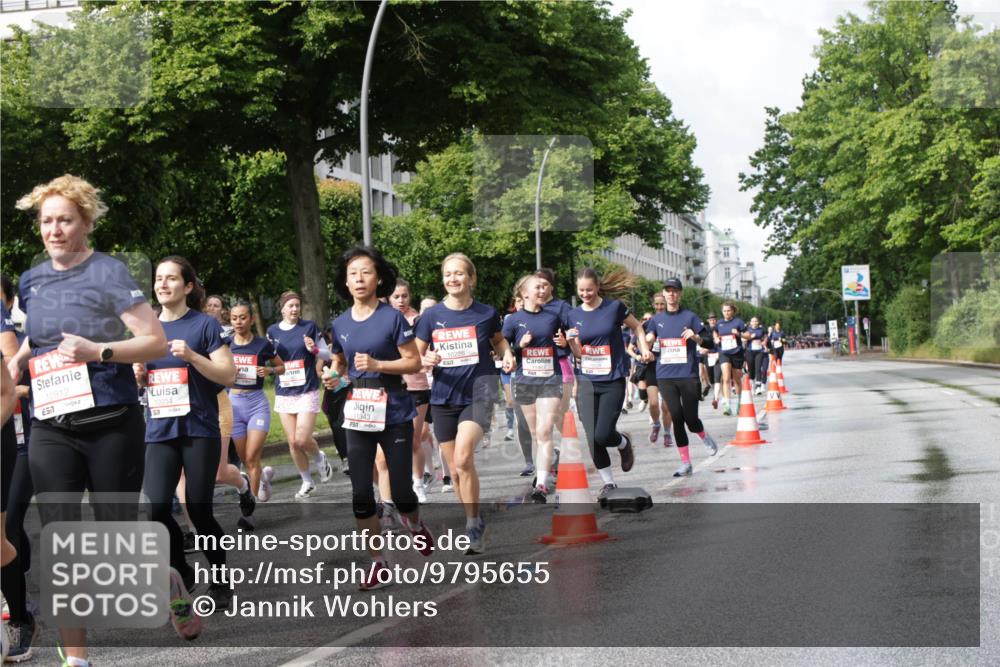 14.06.2026 - REWE Women's Run Jannik Wohlers http://msf.ph/oto/9795655 14.06.2026 09:09:45 Laufen 10912, 657, 10034, 11343 meine-sportfotos.de