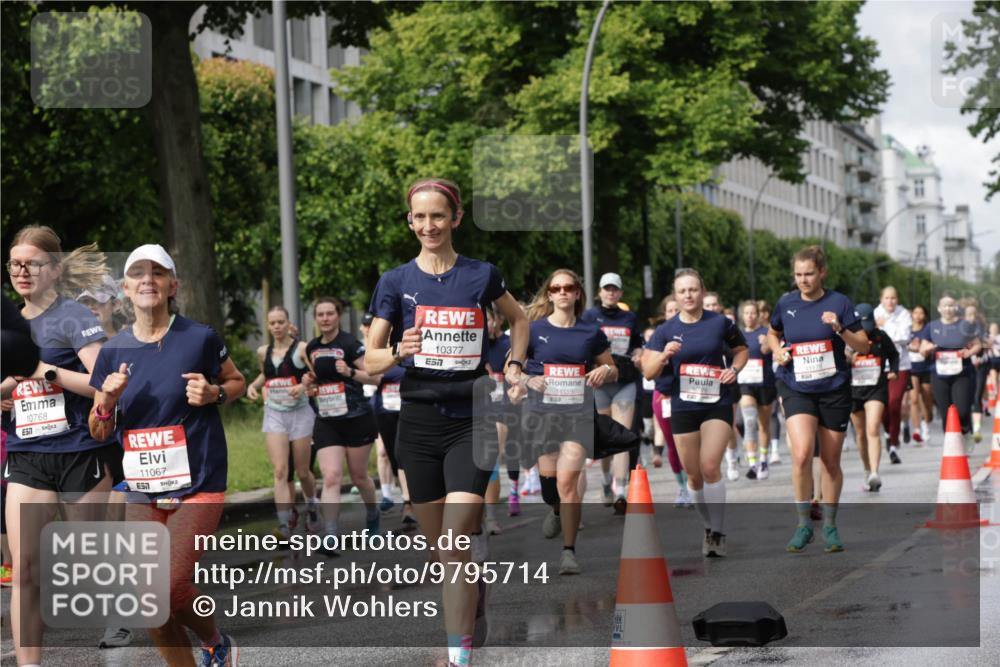 14.06.2026 - REWE Women's Run Jannik Wohlers http://msf.ph/oto/9795714 14.06.2026 09:09:48 Laufen 10768, 57, 11067, 517, 10377, 11155, 02, 22 meine-sportfotos.de
