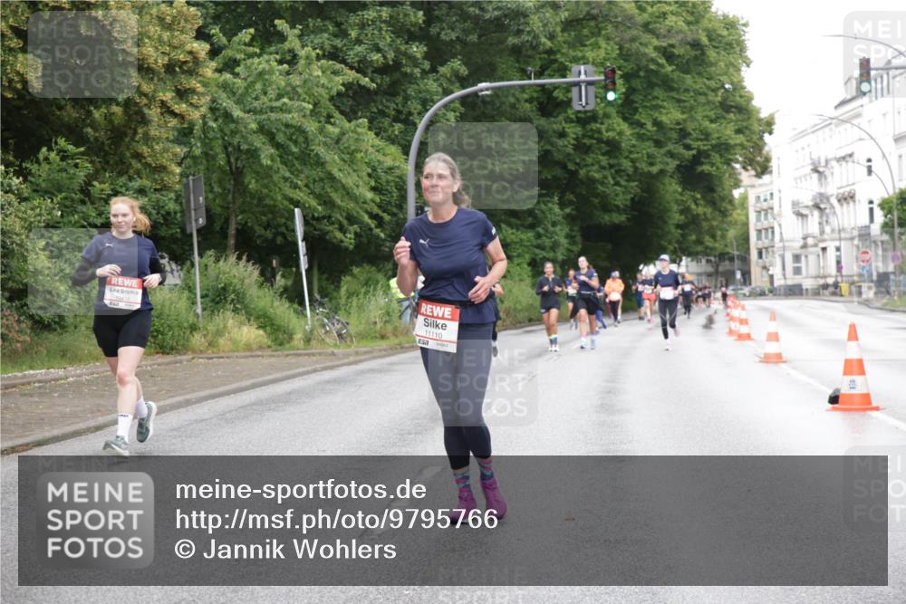 14.06.2026 - REWE Women's Run Jannik Wohlers http://msf.ph/oto/9795766 14.06.2026 09:57:12 Laufen 11110 meine-sportfotos.de