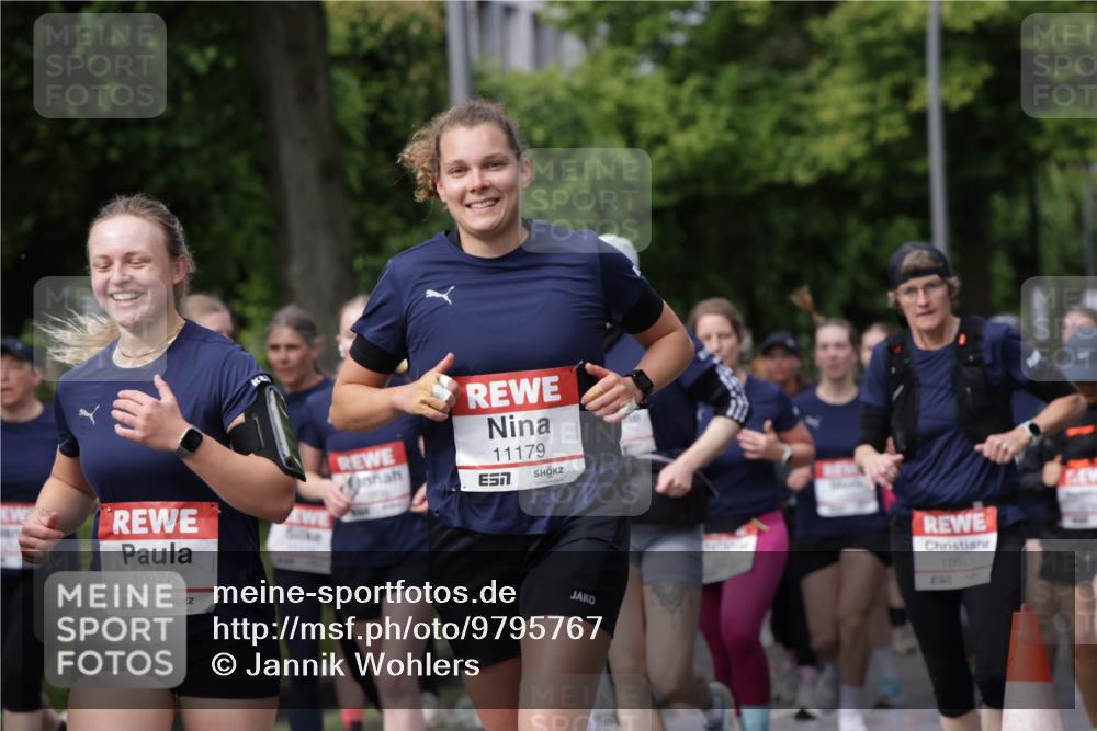 14.06.2026 - REWE Women's Run Jannik Wohlers http://msf.ph/oto/9795767 14.06.2026 09:09:52 Laufen 10976, 11179, 10940 meine-sportfotos.de