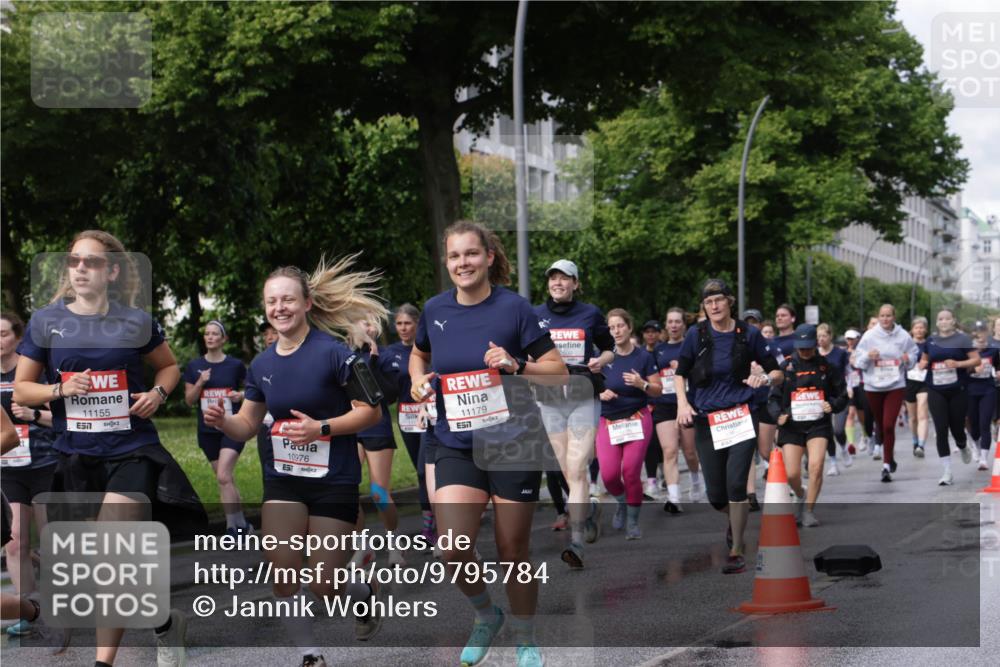 14.06.2026 - REWE Women's Run Jannik Wohlers http://msf.ph/oto/9795784 14.06.2026 09:09:52 Laufen 11155, 7, 10976, 11179, 7 meine-sportfotos.de