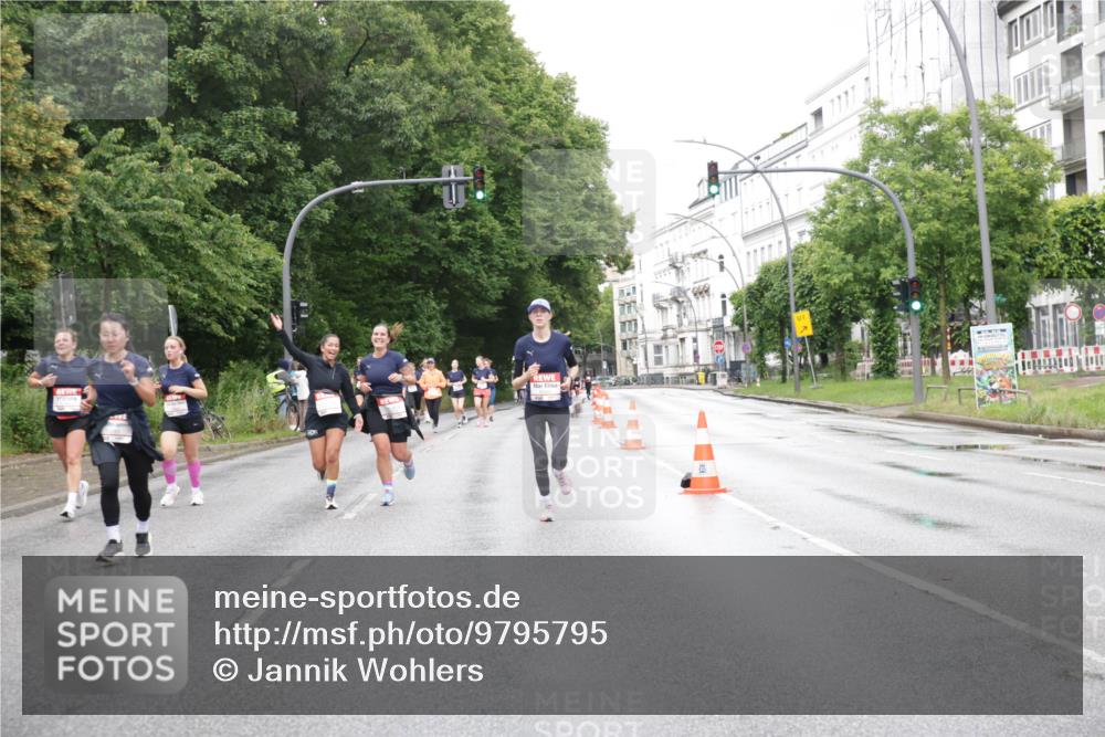 14.06.2026 - REWE Women's Run Jannik Wohlers http://msf.ph/oto/9795795 14.06.2026 09:57:18 Laufen  meine-sportfotos.de