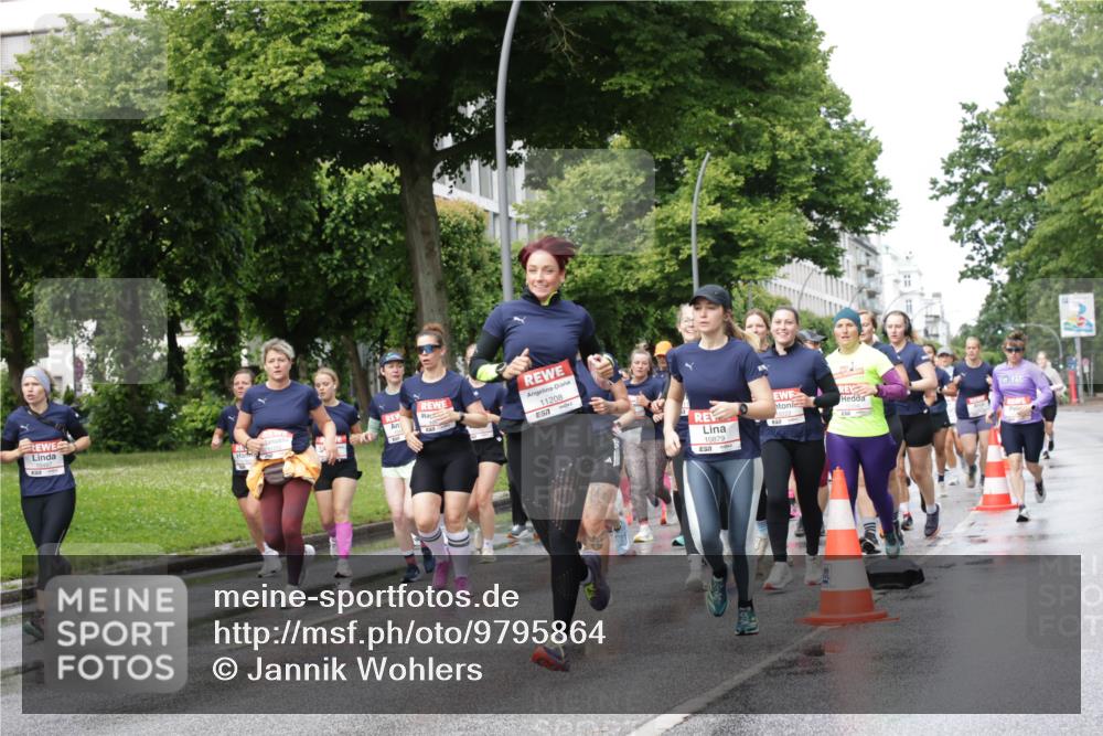 14.06.2026 - REWE Women's Run Jannik Wohlers http://msf.ph/oto/9795864 14.06.2026 09:10:02 Laufen 11208, 10879 meine-sportfotos.de
