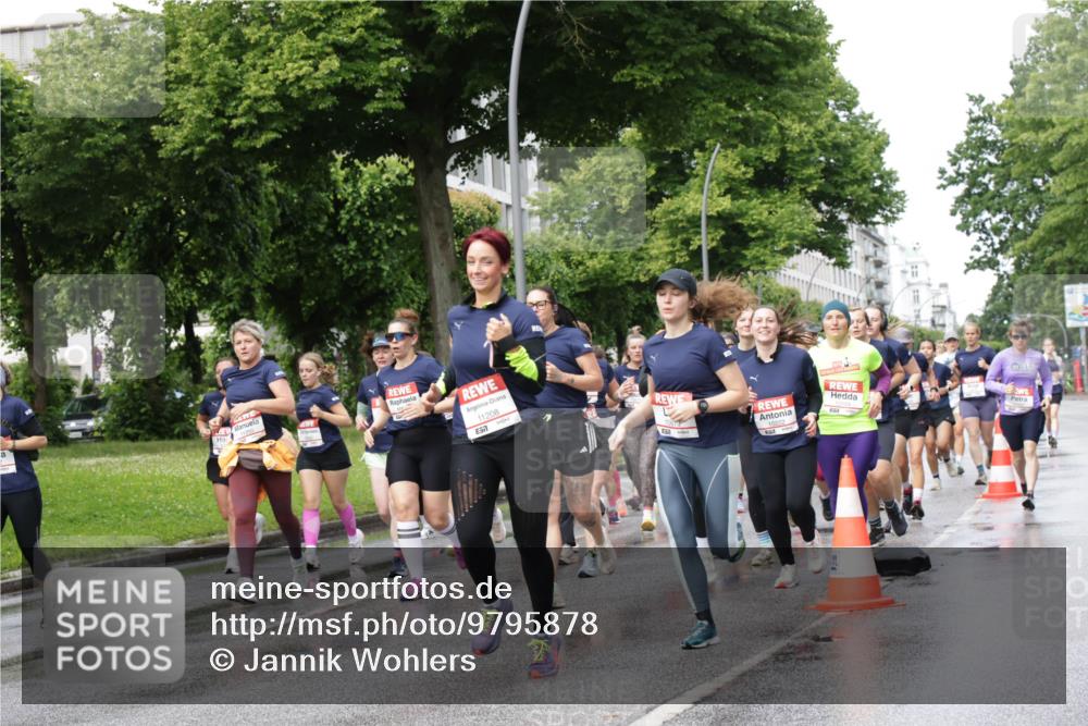 14.06.2026 - REWE Women's Run Jannik Wohlers http://msf.ph/oto/9795878 14.06.2026 09:10:02 Laufen 11208, 657 meine-sportfotos.de