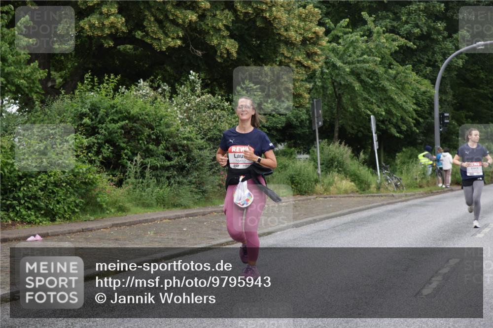 14.06.2026 - REWE Women's Run Jannik Wohlers http://msf.ph/oto/9795943 14.06.2026 09:57:35 Laufen 10132, 7 meine-sportfotos.de