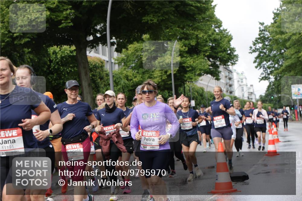14.06.2026 - REWE Women's Run Jannik Wohlers http://msf.ph/oto/9795970 14.06.2026 09:10:06 Laufen 11191, 11288, 57, 10237, 10482, 57 meine-sportfotos.de