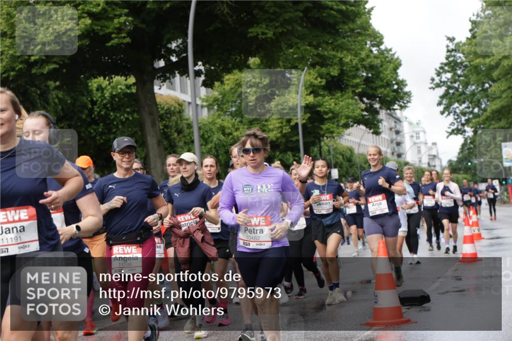 14.06.2026 - REWE Women's Run Jannik Wohlers http://msf.ph/oto/9795973 14.06.2026 09:10:06 Laufen 11191, 11288, 10482, 11091 meine-sportfotos.de