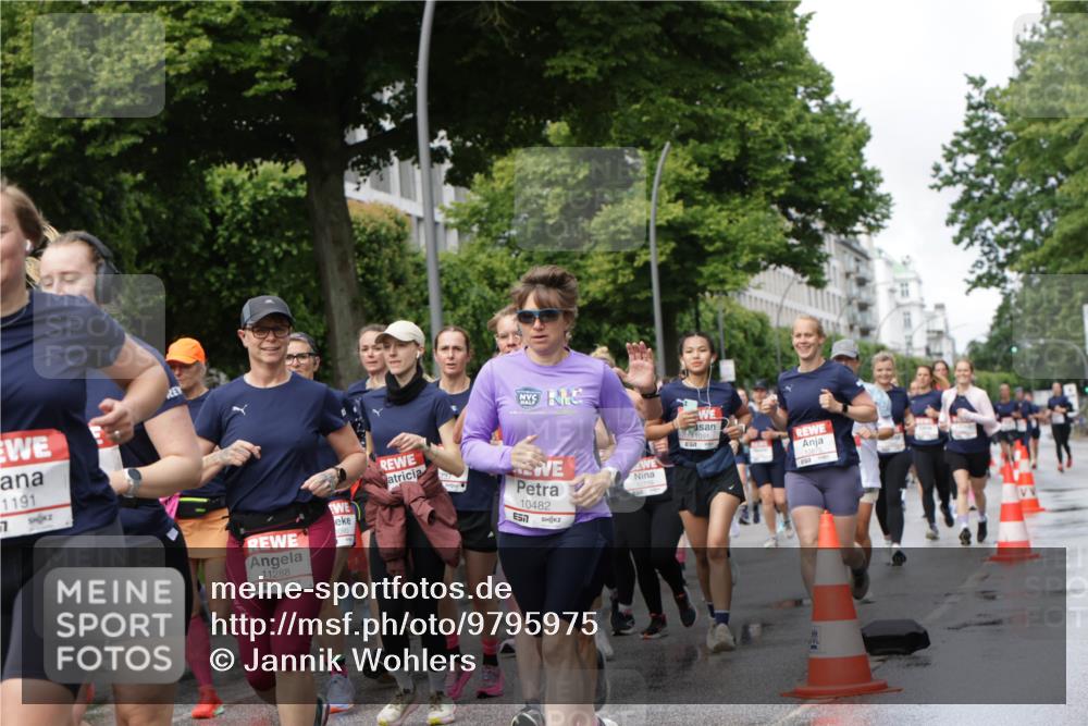 14.06.2026 - REWE Women's Run Jannik Wohlers http://msf.ph/oto/9795975 14.06.2026 09:10:06 Laufen 7, 1191, 11288, 090, 237, 10482, 7, 11091 meine-sportfotos.de
