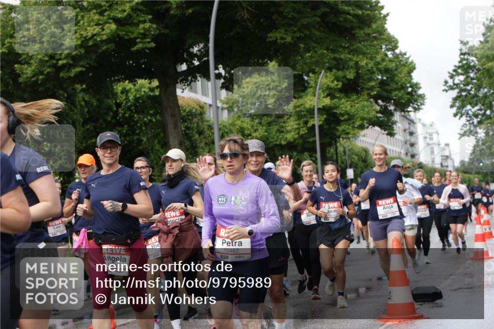 14.06.2026 - REWE Women's Run Jannik Wohlers http://msf.ph/oto/9795989 14.06.2026 09:10:06 Laufen 11288, 100, 10482, 7, 1091 meine-sportfotos.de