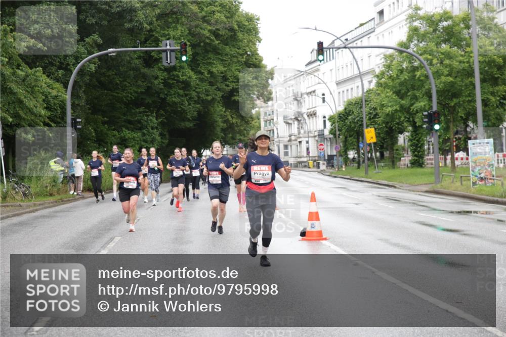 14.06.2026 - REWE Women's Run Jannik Wohlers http://msf.ph/oto/9795998 14.06.2026 09:57:45 Laufen 01 meine-sportfotos.de