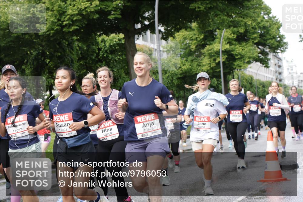 14.06.2026 - REWE Women's Run Jannik Wohlers http://msf.ph/oto/9796053 14.06.2026 09:10:09 Laufen 11027, 7, 11091, 10709, 7, 10875, 7, 7, 10831 meine-sportfotos.de