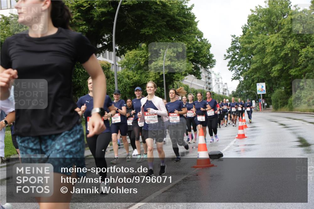 14.06.2026 - REWE Women's Run Jannik Wohlers http://msf.ph/oto/9796071 14.06.2026 09:10:11 Laufen 10558, 10983 meine-sportfotos.de