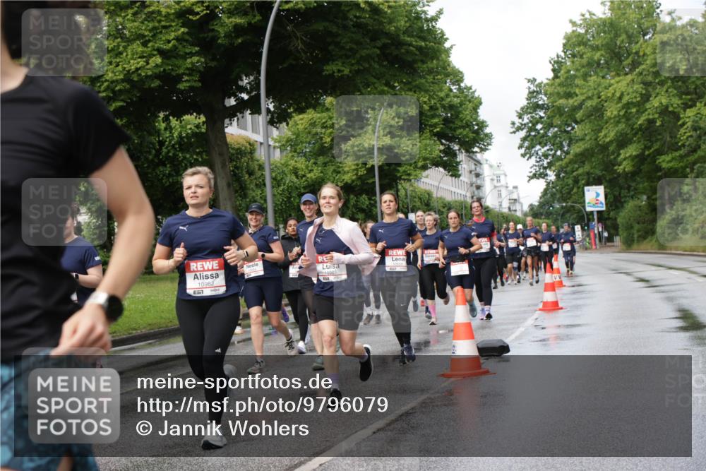 14.06.2026 - REWE Women's Run Jannik Wohlers http://msf.ph/oto/9796079 14.06.2026 09:10:11 Laufen 10982, 10983 meine-sportfotos.de