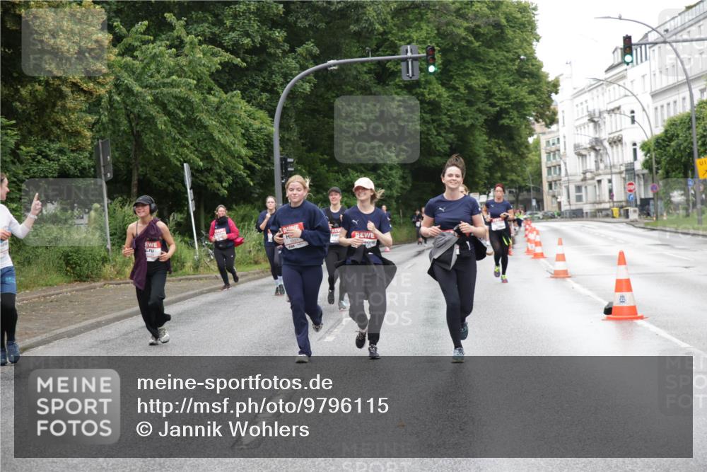 14.06.2026 - REWE Women's Run Jannik Wohlers http://msf.ph/oto/9796115 14.06.2026 09:58:00 Laufen 1021 meine-sportfotos.de