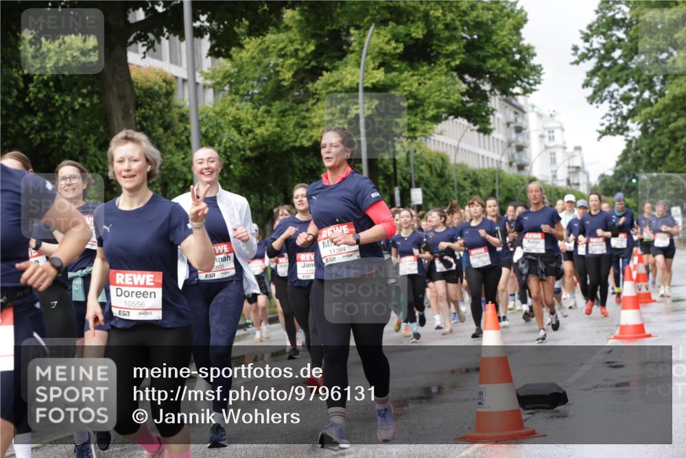 14.06.2026 - REWE Women's Run Jannik Wohlers http://msf.ph/oto/9796131 14.06.2026 09:10:15 Laufen 110, 11384, 7, 0805, 7, 10556, 57, 7, 30222 meine-sportfotos.de