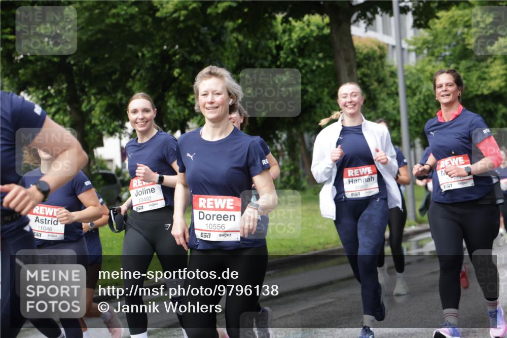 14.06.2026 - REWE Women's Run Jannik Wohlers http://msf.ph/oto/9796138 14.06.2026 09:10:16 Laufen 11046, 57, 10492, 7, 7, 10556, 57, 10805, 57, 11384, 577 meine-sportfotos.de