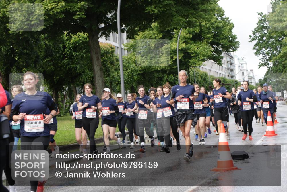 14.06.2026 - REWE Women's Run Jannik Wohlers http://msf.ph/oto/9796159 14.06.2026 09:10:18 Laufen 11044, 1056, 11452 meine-sportfotos.de