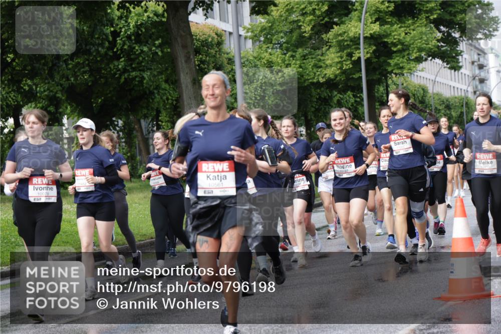 14.06.2026 - REWE Women's Run Jannik Wohlers http://msf.ph/oto/9796198 14.06.2026 09:10:19 Laufen 10078, 11452, 10199, 10561, 57, 11187, 0276, 10410 meine-sportfotos.de