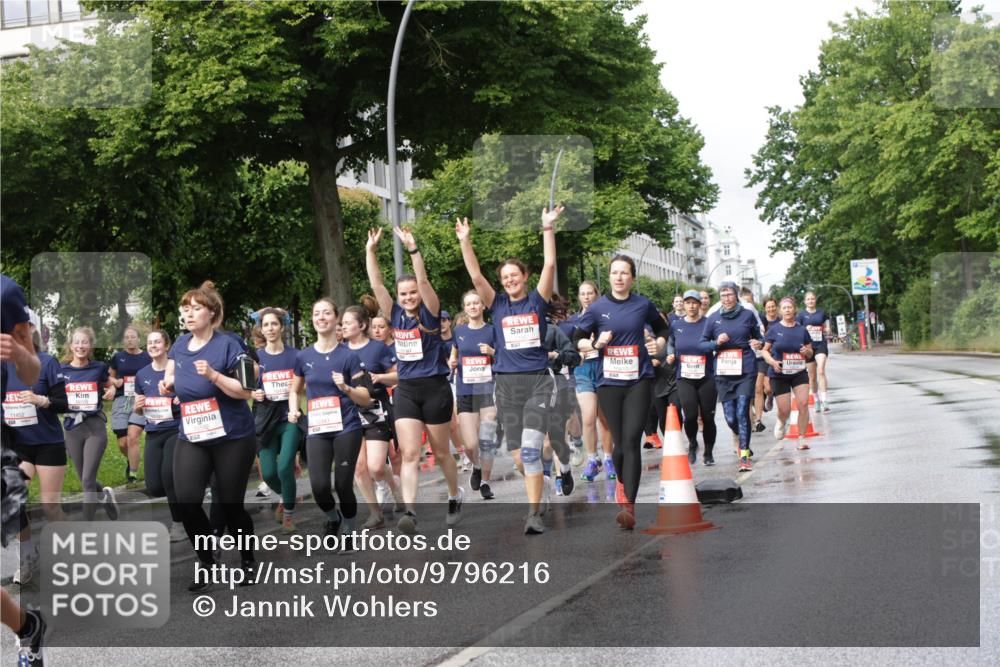 14.06.2026 - REWE Women's Run Jannik Wohlers http://msf.ph/oto/9796216 14.06.2026 09:10:21 Laufen 11452, 10199, 10410 meine-sportfotos.de