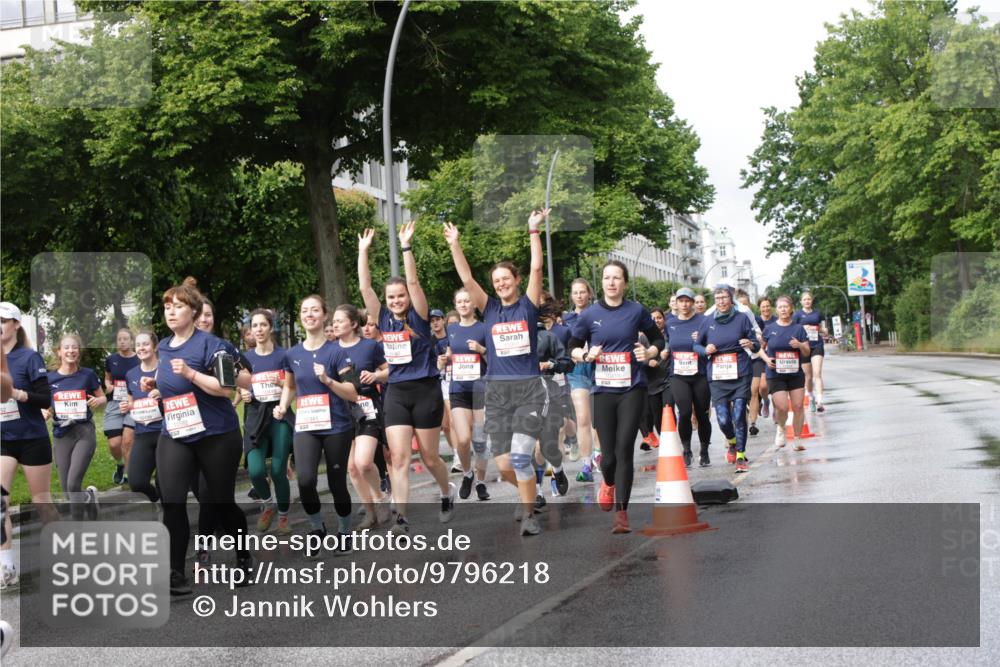 14.06.2026 - REWE Women's Run Jannik Wohlers http://msf.ph/oto/9796218 14.06.2026 09:10:21 Laufen 10341 meine-sportfotos.de