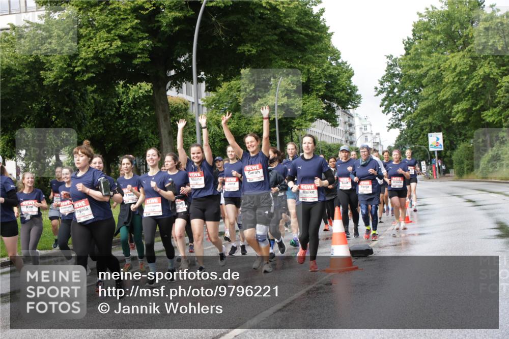 14.06.2026 - REWE Women's Run Jannik Wohlers http://msf.ph/oto/9796221 14.06.2026 09:10:21 Laufen  meine-sportfotos.de