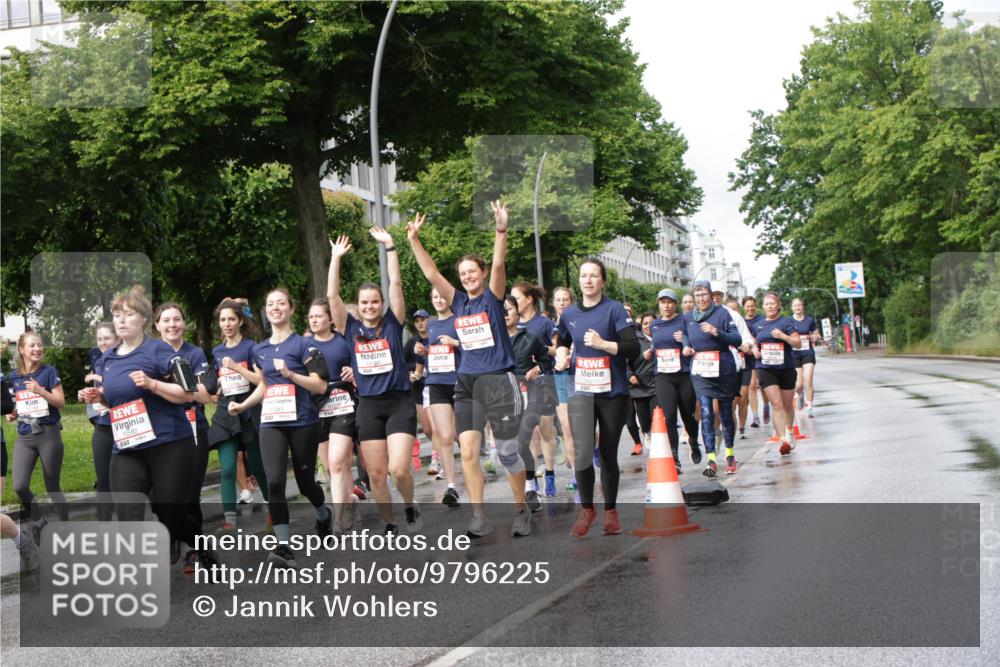 14.06.2026 - REWE Women's Run Jannik Wohlers http://msf.ph/oto/9796225 14.06.2026 09:10:21 Laufen 10276 meine-sportfotos.de