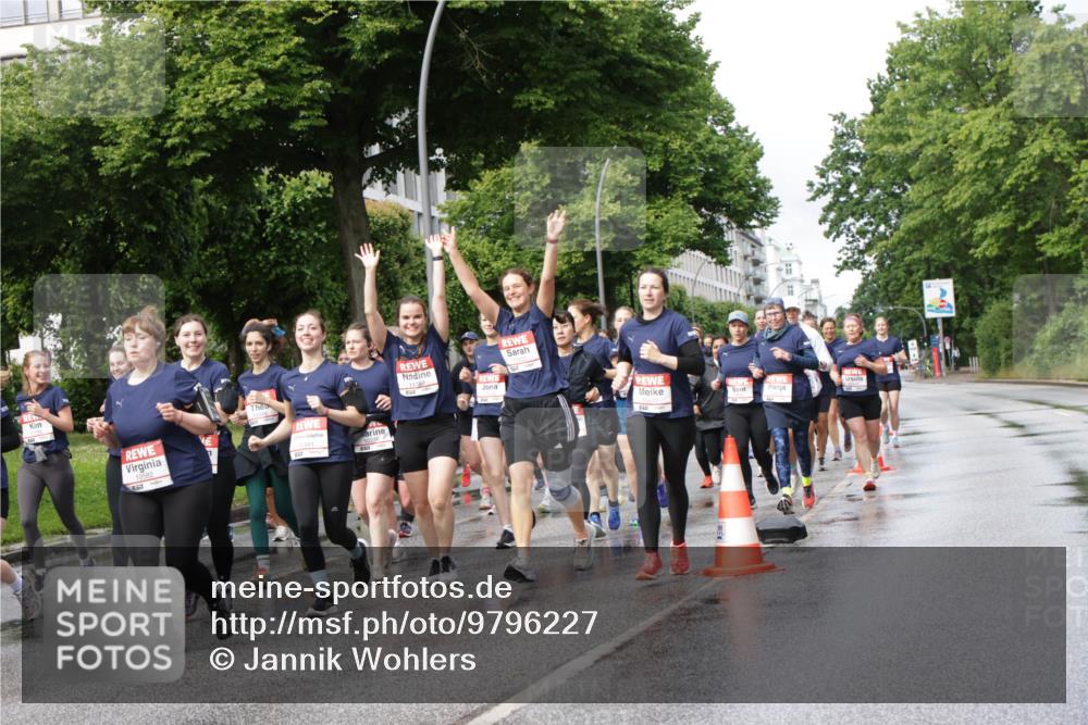 14.06.2026 - REWE Women's Run Jannik Wohlers http://msf.ph/oto/9796227 14.06.2026 09:10:21 Laufen 10582 meine-sportfotos.de