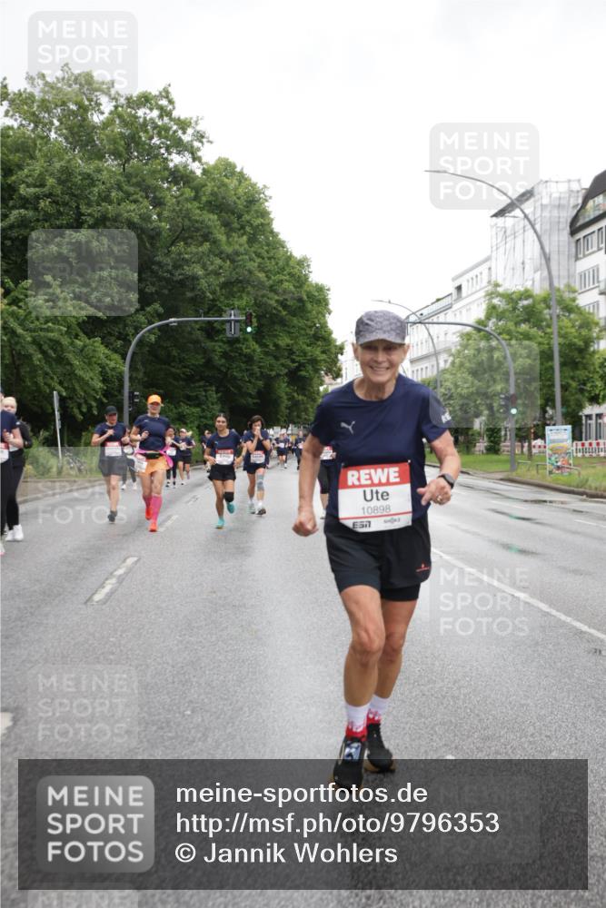 14.06.2026 - REWE Women's Run Jannik Wohlers http://msf.ph/oto/9796353 14.06.2026 09:58:35 Laufen 10898, 57 meine-sportfotos.de