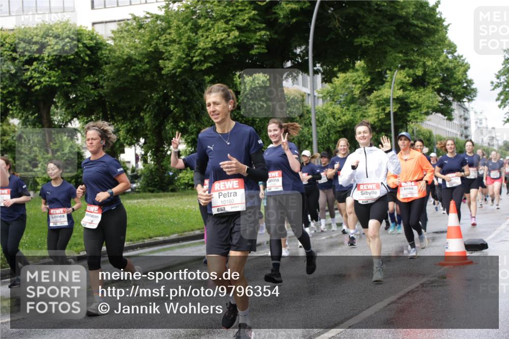 14.06.2026 - REWE Women's Run Jannik Wohlers http://msf.ph/oto/9796354 14.06.2026 09:10:33 Laufen 10160 meine-sportfotos.de