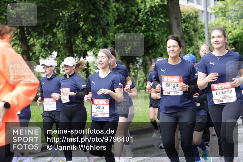 14.06.2026 - REWE Women's Run Jannik Wohlers http://msf.ph/oto/9796401 14.06.2026 09:10:36 Laufen 10654, 10479, 7, 11122, 11294, 7 meine-sportfotos.de