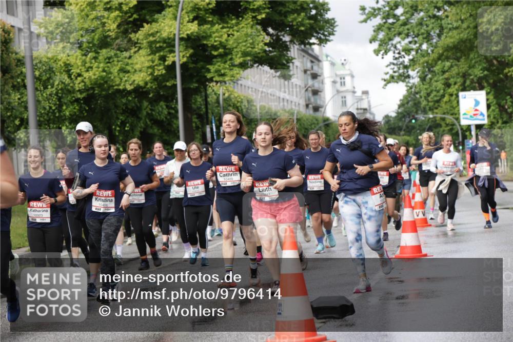 14.06.2026 - REWE Women's Run Jannik Wohlers http://msf.ph/oto/9796414 14.06.2026 09:10:37 Laufen 10323, 10406, 10409 meine-sportfotos.de