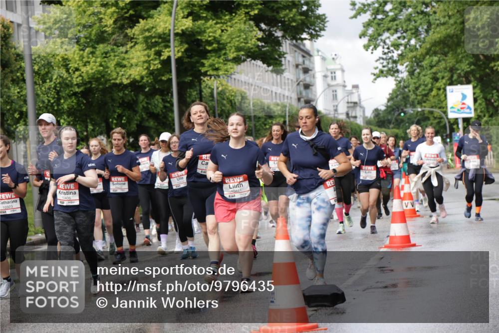 14.06.2026 - REWE Women's Run Jannik Wohlers http://msf.ph/oto/9796435 14.06.2026 09:10:38 Laufen 10323, 10406, 10441 meine-sportfotos.de