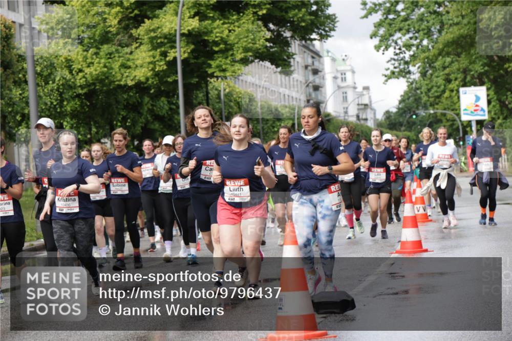14.06.2026 - REWE Women's Run Jannik Wohlers http://msf.ph/oto/9796437 14.06.2026 09:10:38 Laufen 823, 10406, 10441 meine-sportfotos.de