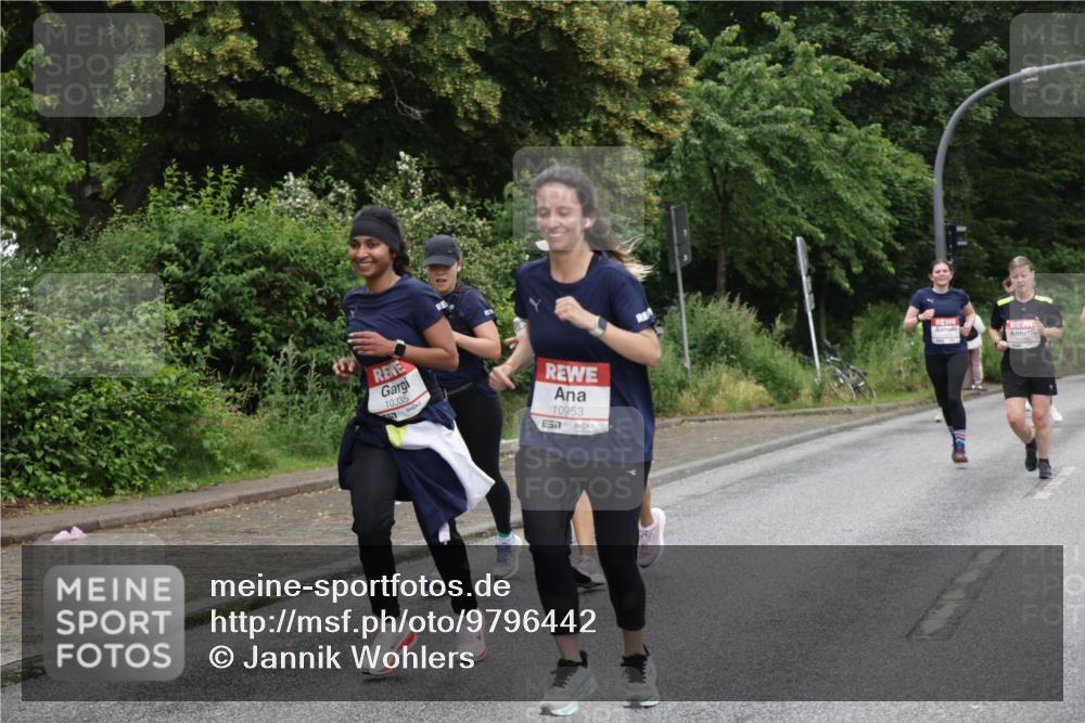 14.06.2026 - REWE Women's Run Jannik Wohlers http://msf.ph/oto/9796442 14.06.2026 09:58:42 Laufen 10335, 10953 meine-sportfotos.de