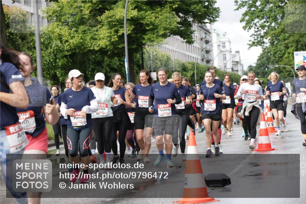 14.06.2026 - REWE Women's Run Jannik Wohlers http://msf.ph/oto/9796472 14.06.2026 09:10:40 Laufen 817, 11489, 11118, 109, 10413, 10064, 11448 meine-sportfotos.de