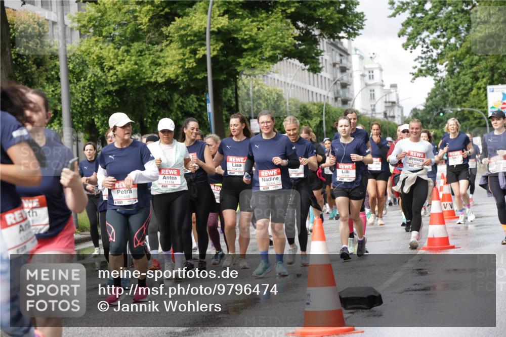 14.06.2026 - REWE Women's Run Jannik Wohlers http://msf.ph/oto/9796474 14.06.2026 09:10:40 Laufen 11489, 51, 7, 11118, 10413, 10064, 11448 meine-sportfotos.de