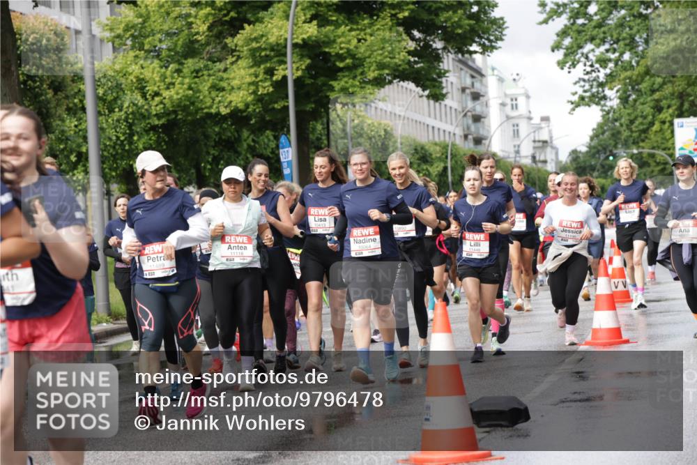 14.06.2026 - REWE Women's Run Jannik Wohlers http://msf.ph/oto/9796478 14.06.2026 09:10:40 Laufen 11489, 11118, 10413, 10064, 11448 meine-sportfotos.de